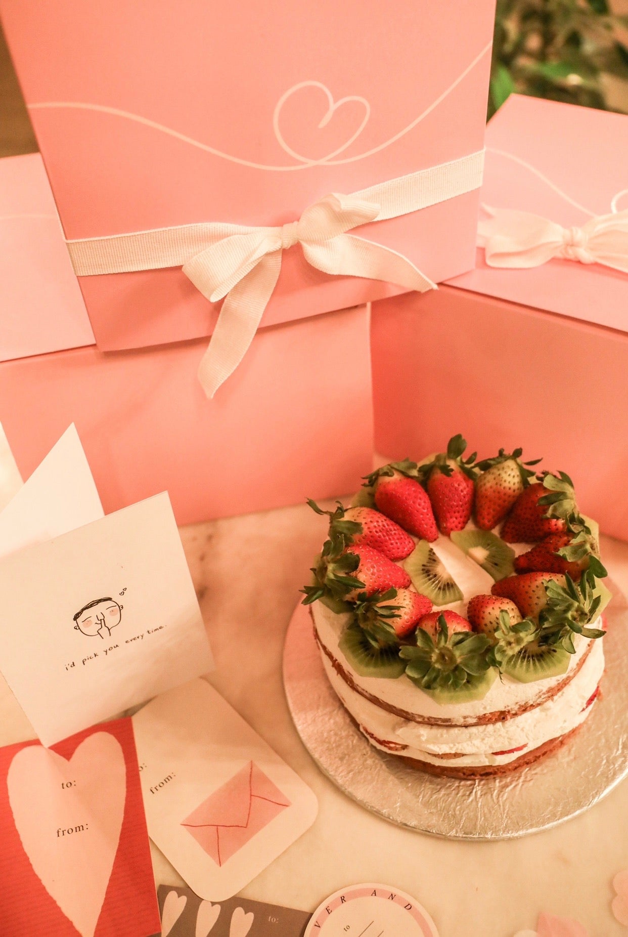 Cake Box - Pink Heart